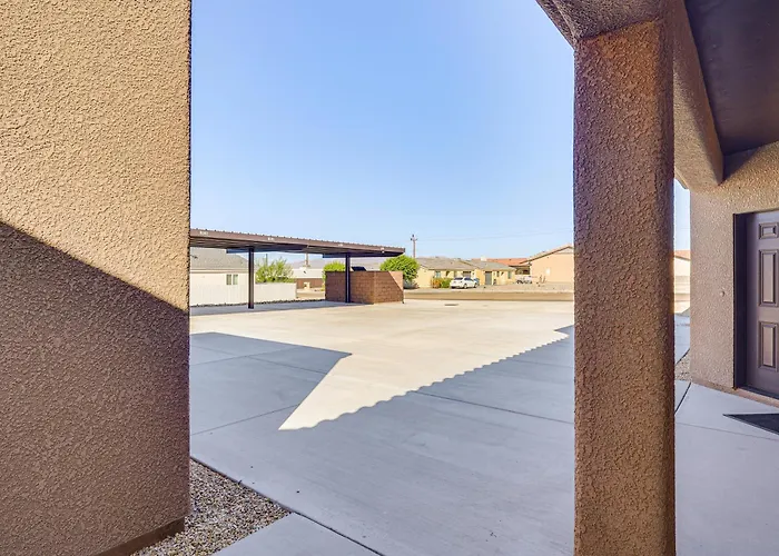 Hike & Explore: 3 Mi To Havasu & Dtwn! *